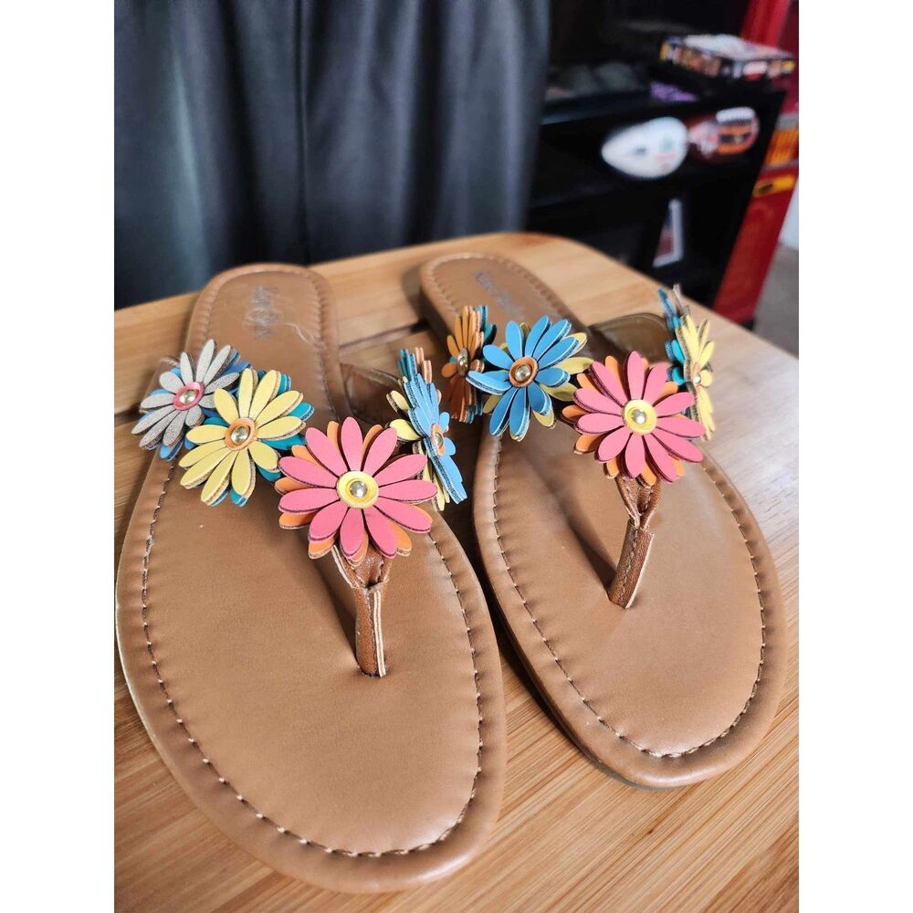 Kate Park Women's Flower Sandals - 8 Medium